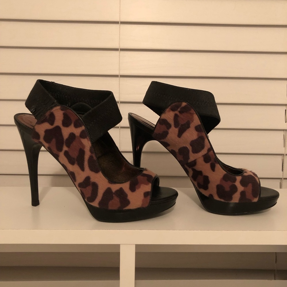 Carlos Santana High Heels